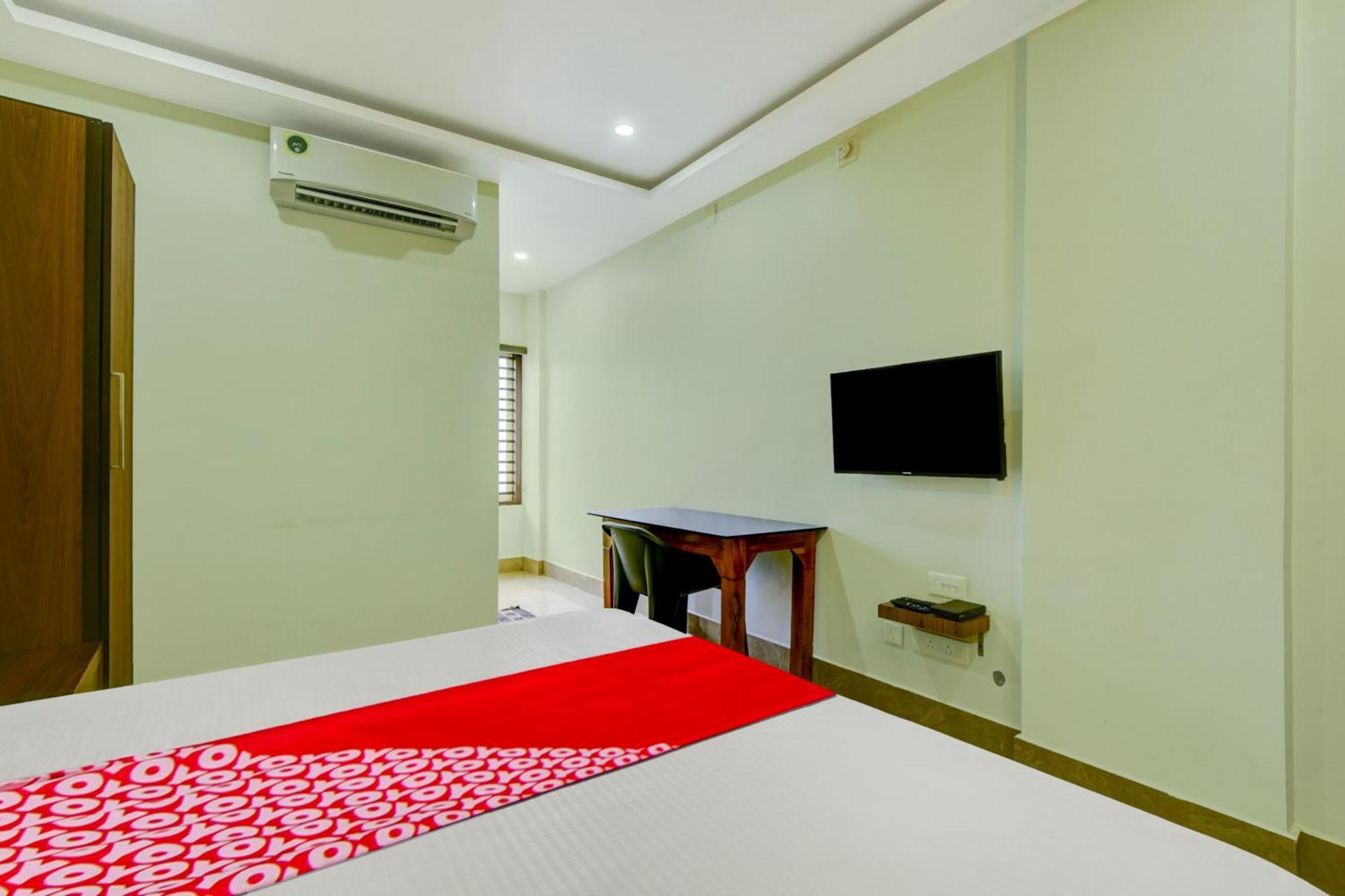 Hotel O Royal Tower Lodge Etakkare المظهر الخارجي الصورة