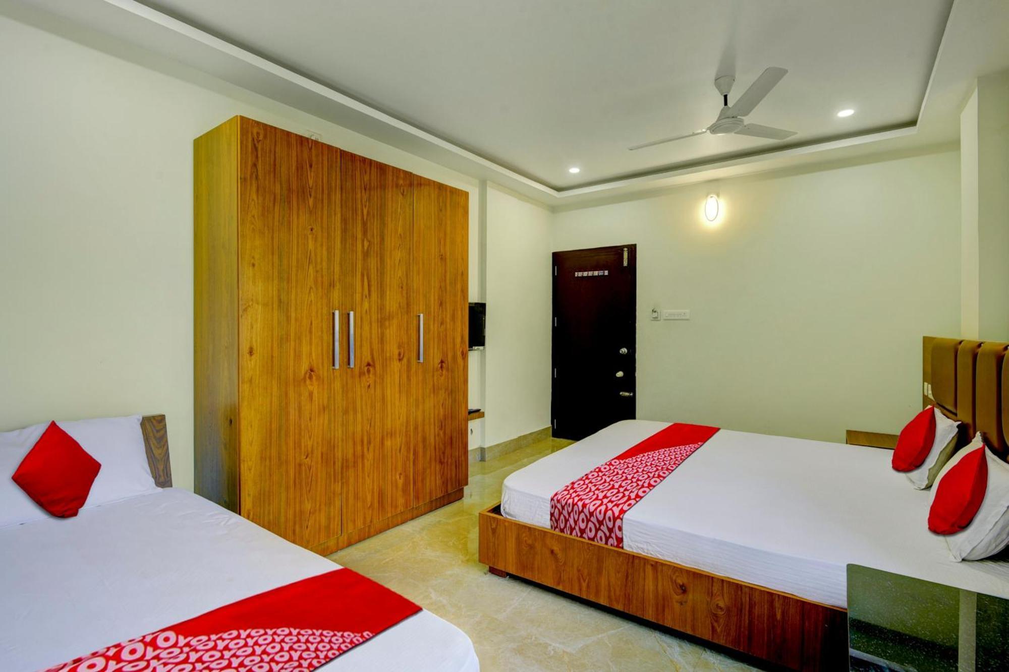 Hotel O Royal Tower Lodge Etakkare المظهر الخارجي الصورة