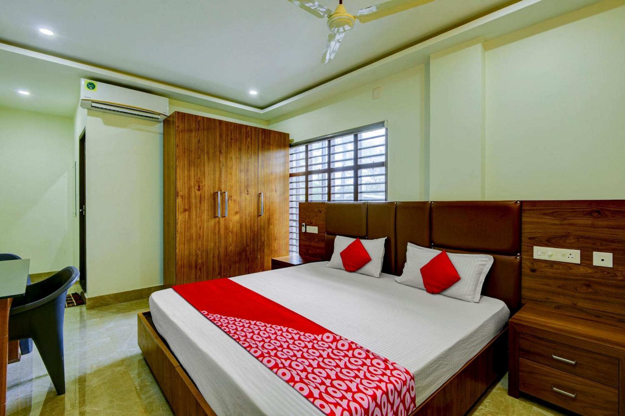 Hotel O Royal Tower Lodge Etakkare المظهر الخارجي الصورة